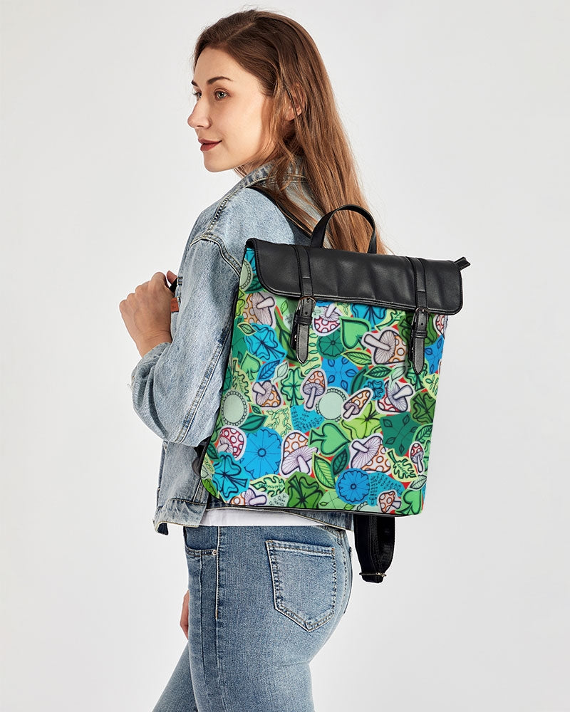 Fleurs et Trèfles Casual Flap Backpack