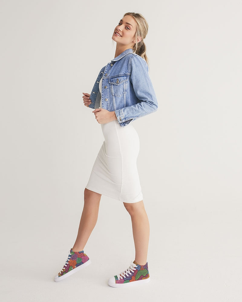 Curled Women's Hightop Canvas Shoe
