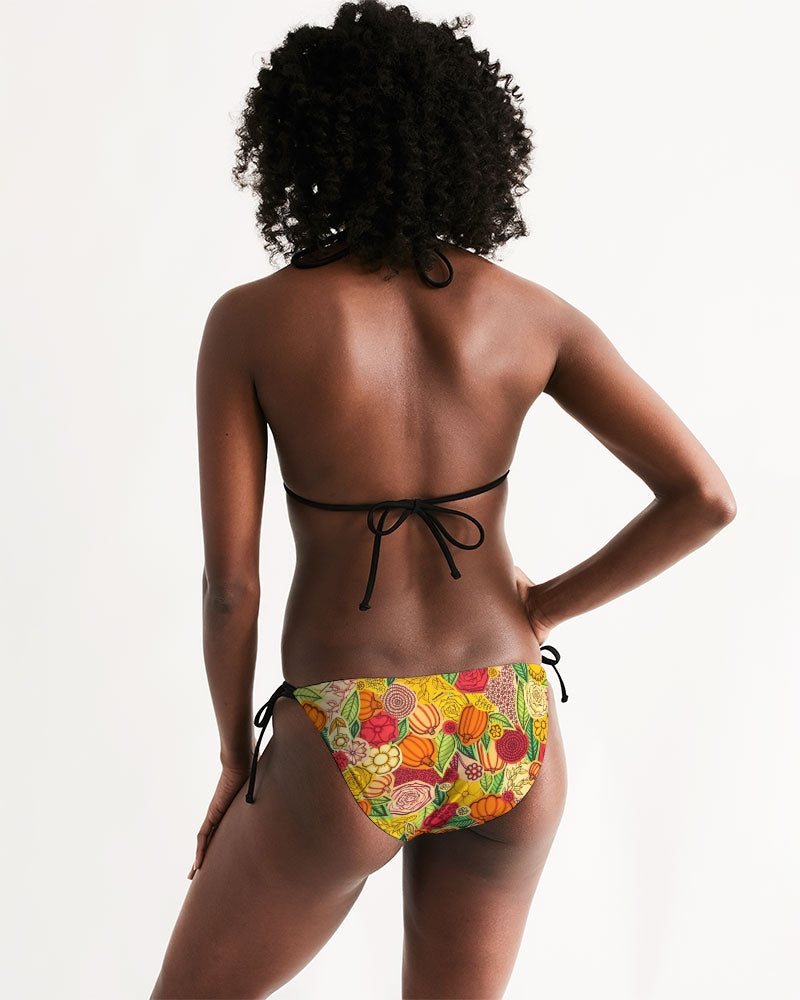 Citrouilles et Fleurs Women's Triangle String Bikini