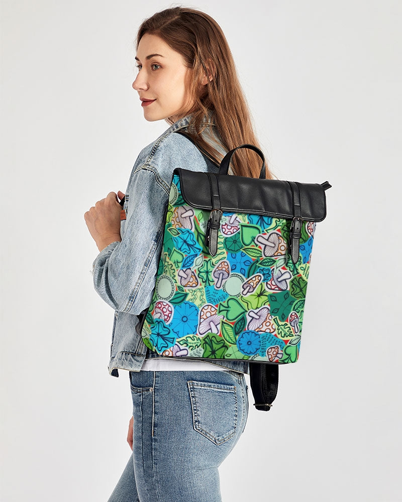 Fleurs et Trèfles Casual Flap Backpack