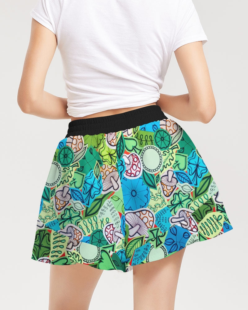 Fleurs et Trèfles Women's Ruffle Shorts