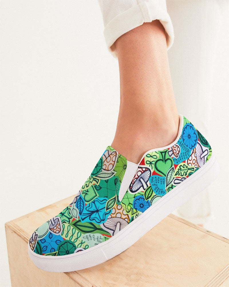 Fleurs et Trèfles Women's Slip-On Canvas Shoe