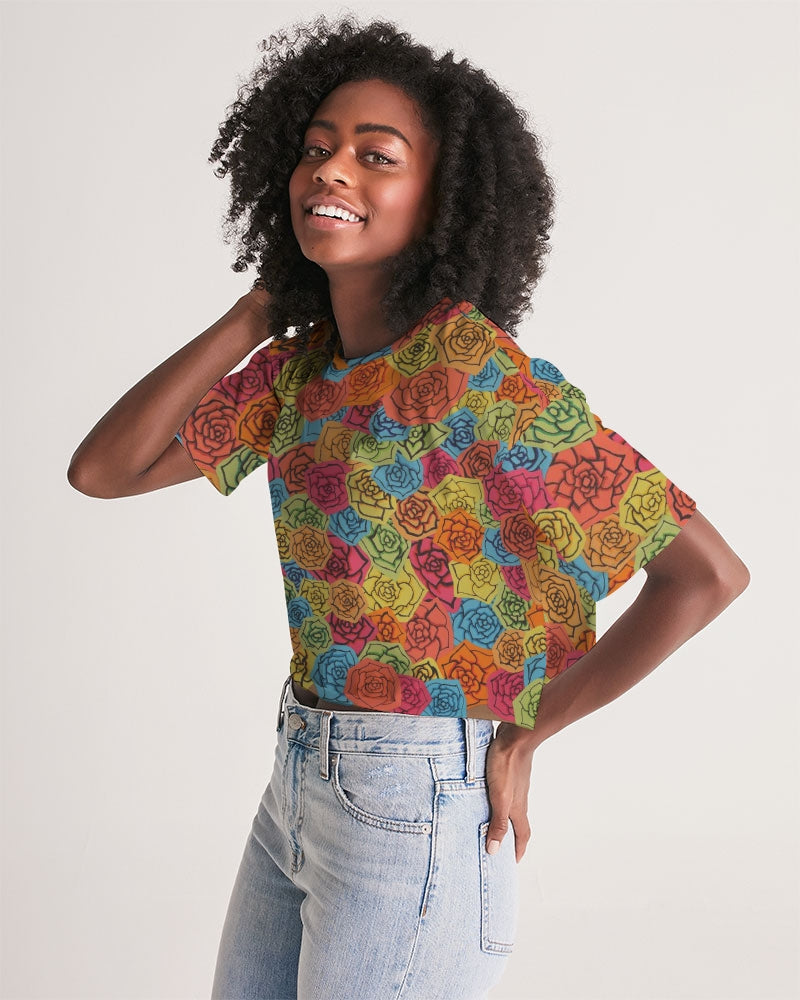 Les Fleurs en Roses Women's Lounge Cropped Tee